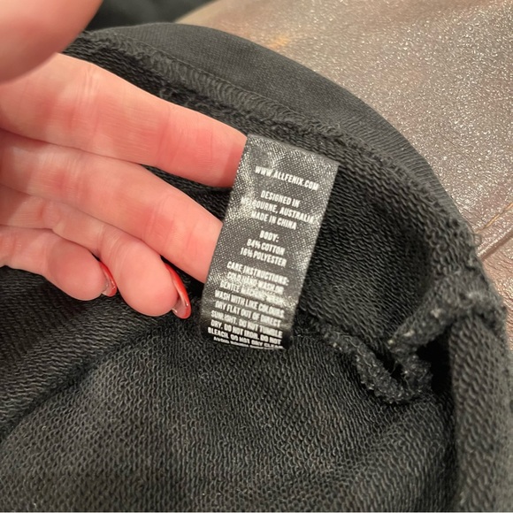 Colorblock Sweater - Picture 8 of 8